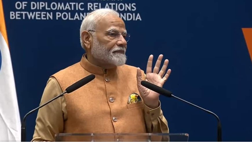 PM Modi Addresses Indian Diaspora In Warsaw, Says Today`s India Wants Development Of All