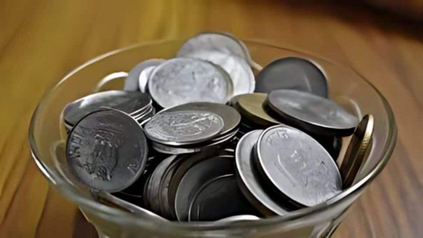 Rupee Closes 3 Paise Higher at 83.87 Against US Dollar