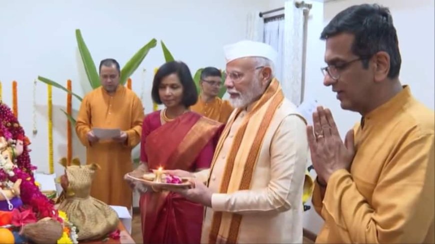 BJP, Opposition Spar Over PM Modi`s Ganpati Puja At CJI`s Residence