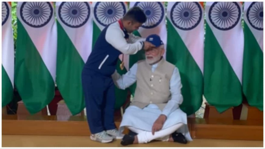 navdeep-singh-presents-cap-to-pm-modi-signs-jacket-paralympics-2024