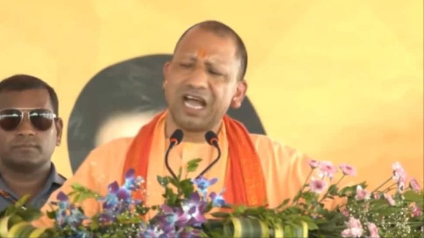 `Do You Demand Restortaion Of Article 370, Separate Flag For J&K?`: Yogi Adityanath Asks Rahul Gandhi