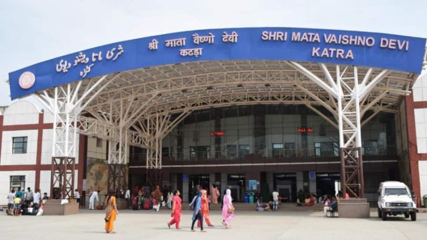 Planning To Visit Vaishno Devi? New Registration Counter At Katra Railway Station Will Make Your Journey Easier!