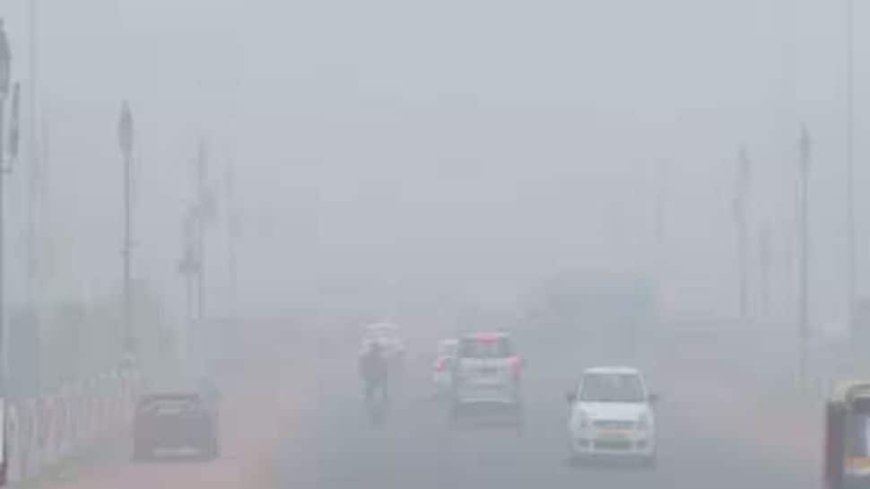 Delhi Covered In Fog As AQI Crosses 450 In Anand Vihar