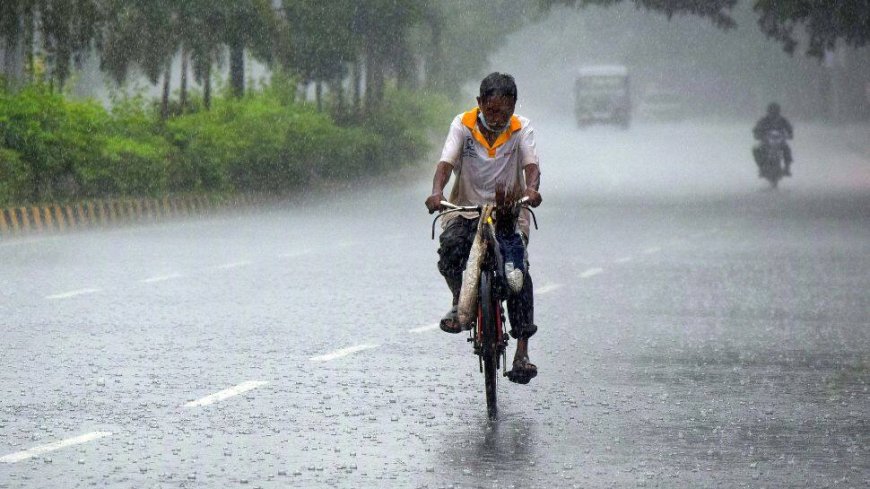 IMD Warns Of Heavy Rainfall As Cyclonic Circulation Moves Towards Bay Of Bengal