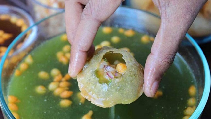 SHOCKING! Golgappa Sellers Mixing Toilet Cleaner Harpic, Urea To `Enhance Taste`