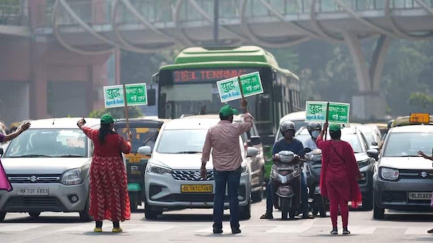 'Red Light On-Gaadi Off' Campaign Against Pollution Commences In Delhi