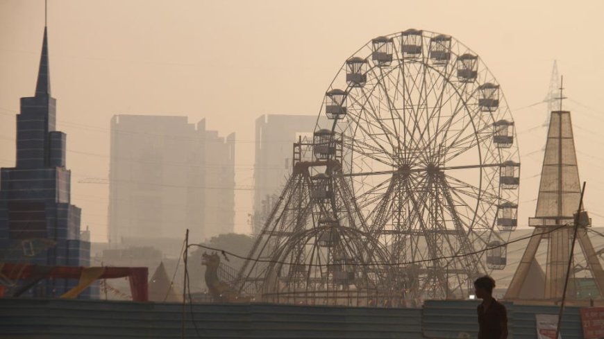 Smog Blankets Delhi As Air Quality Drops To `Very Poor`, GRAP Stage II Enforced