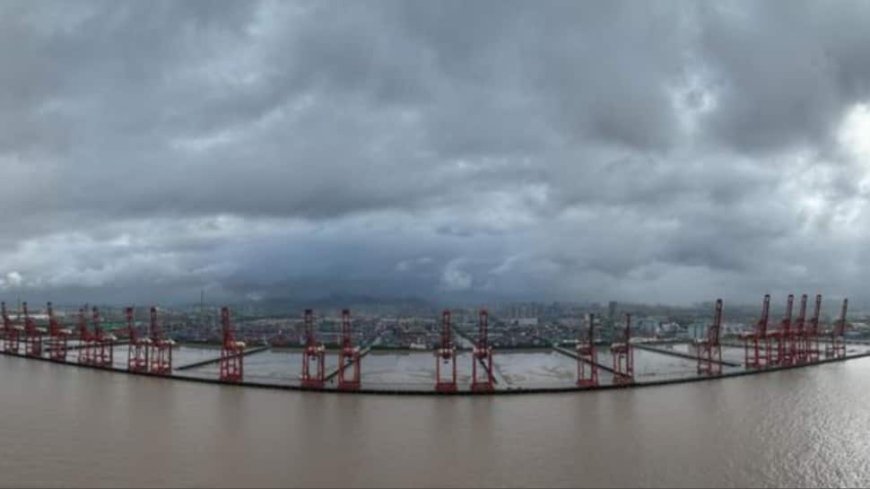 Typhoon Trami Heading Towards South China Island City: Report