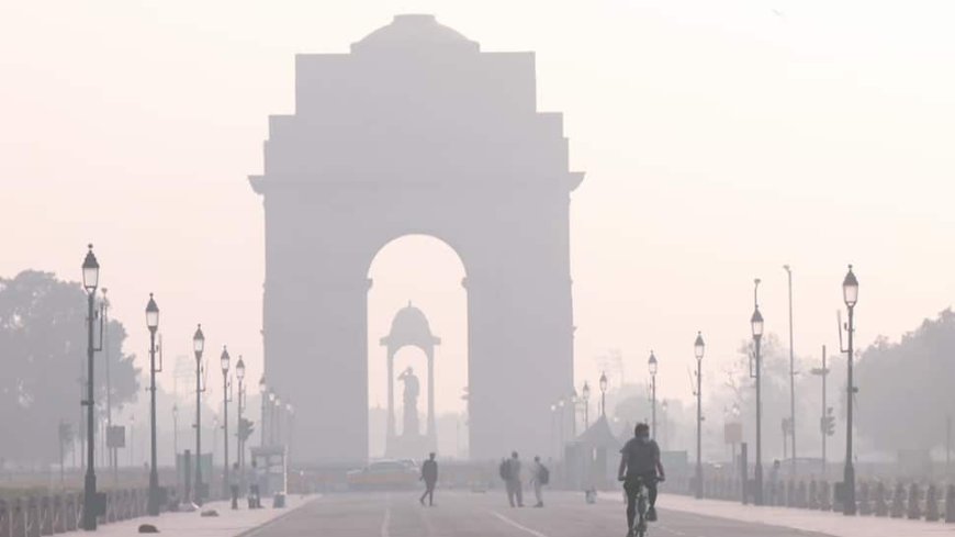 Delhi Air Quality Remains `Very Poor` In Several Areas, Dense Smog Engulfs Parts Of City