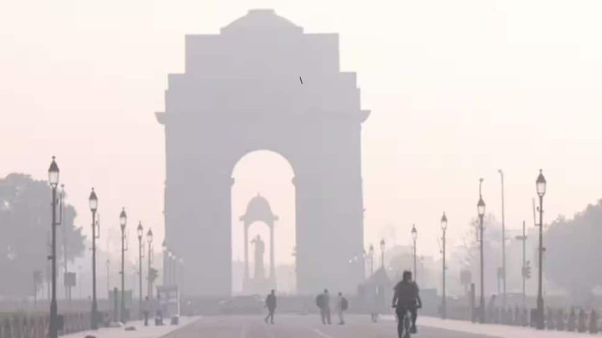 Severe Smog Blankets New Delhi As AQI Hits 361, Residents Face Health Struggles