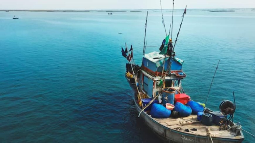 Fishing Vessel Hits Naval Platform Off Goa; 2 Crew Missing, Rescue Ops On