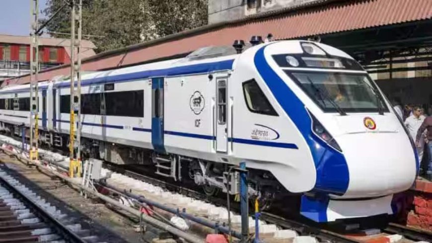 High Drama At Bhopal Station: Vande Bharat Delayed By 11 Hours, Passengers Protest On Tracks