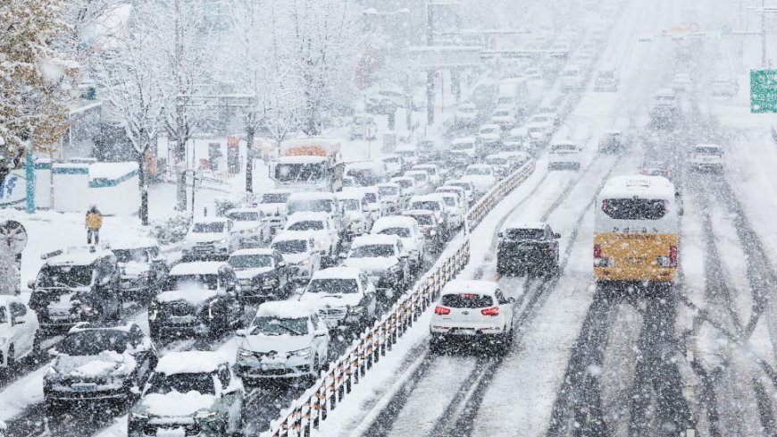 South Korea: Seoul's First Snow Of The Season Breaks 117-Year-Old November Snowfall Record