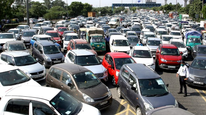 Why Are Farmers Marching From Noida To Delhi Today? Traffic Choked At DND Flyway; Check Route Diversions