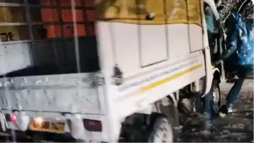 Close Shave For Driver As Truck Slips, Falls Into Valley In Himachal Due To Icy Road| WATCH