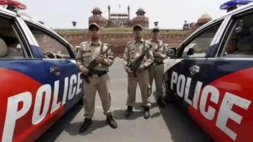 New Year 2025: Delhi Police Sets Up Checkpoints, Tightens Security