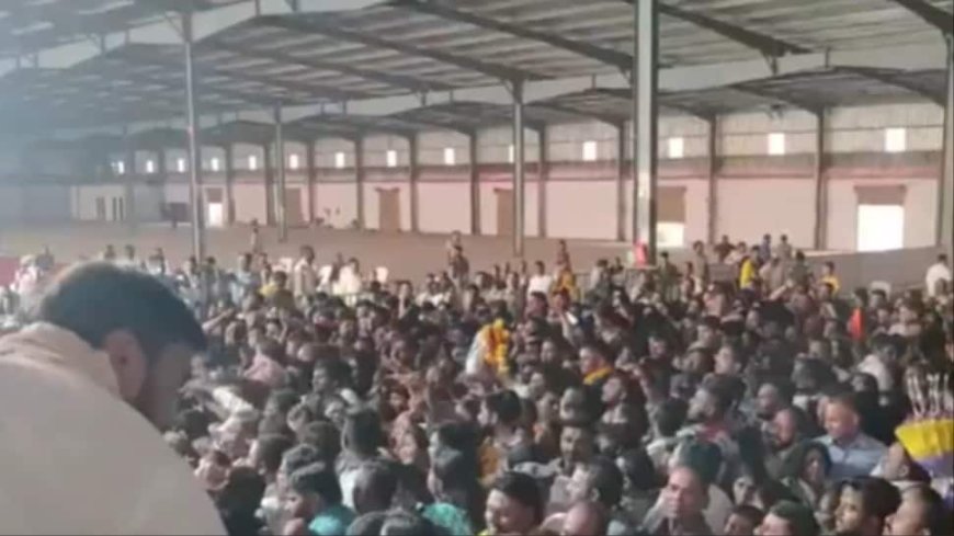 Stampede-Like Situation At Bageshwar Dham Chief`s Event In Thane — VIDEO