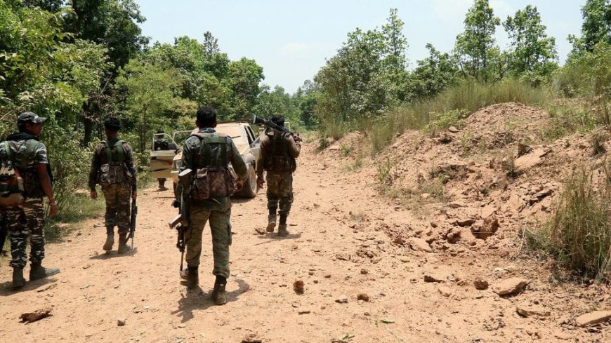 Chhattisgarh: Four Naxalites, Cop Killed In Encounter In Bastar