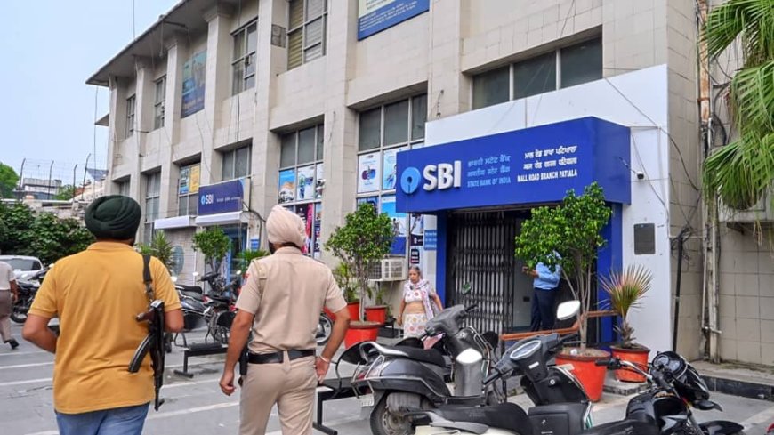 Rs 236 Debited From Your SBI Account? Know Why State Bank Deducted Money From Your Saving Account