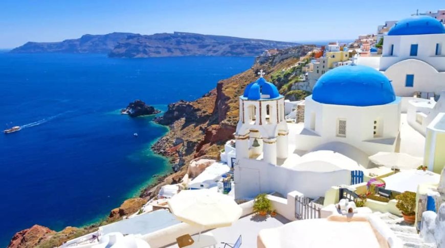 Greece’s Top Honeymoon Destination Santorini Hit By Over 7,700 Earthquakes In A Week: Is Your Favourite 'Instagram Island' In Danger?