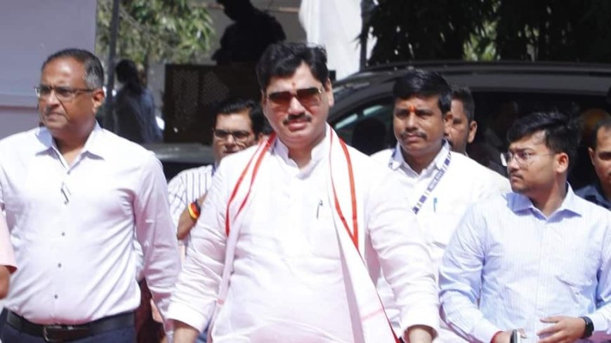 Dhananjay Munde, Maharashtra Minister, Resigns After Close Aide Named In Beed Sarpanch Murder Case