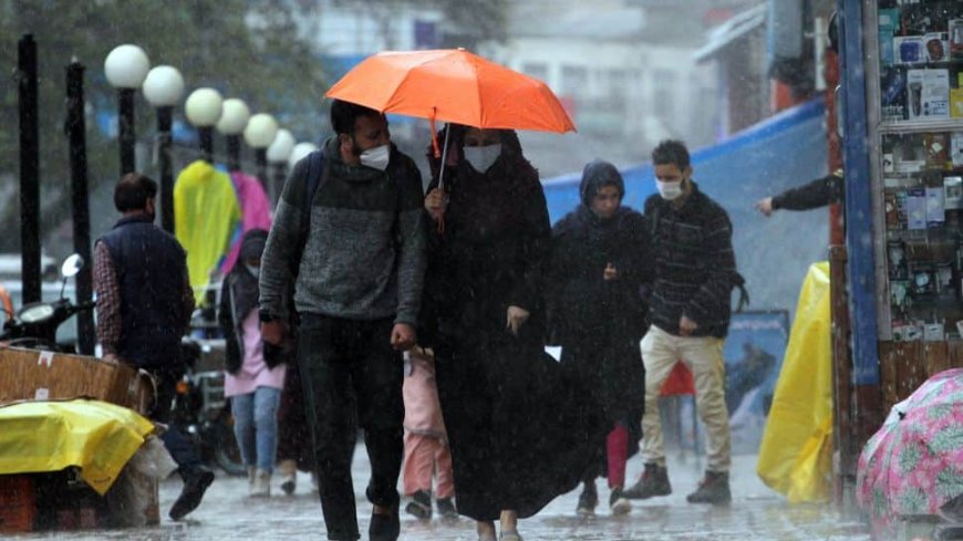 Heavy Rain And Snowfall Expected In Kashmir; IMD Issues Orange Alert