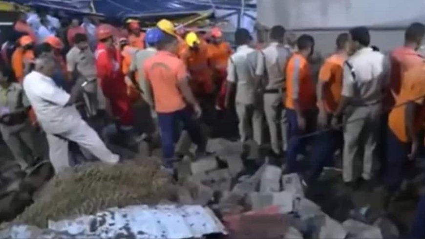 Visakhapatnam Temple Tragedy: 7 Dead, 4 Injured In Platform Collapse During Chandanotsavam Festival, CM announces ex gratia