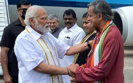 ‘Disturb Sleep Of Many’: PM Modi`s Dig At INDIA Bloc In Shashi Tharoor`s Presence During Kerala Visit