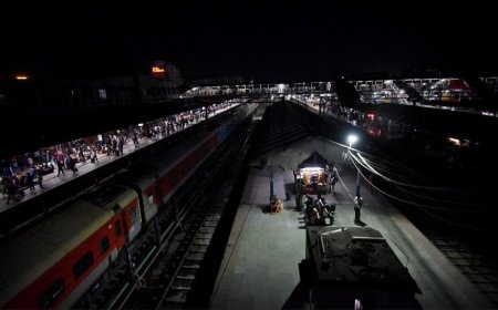 india-pakistan-news-live-operation-sindoor-line-of-control-jammu-kashmir-pakistan-attack-indian-army-navy-air-force-launch-joint-strikes-in-pakistan