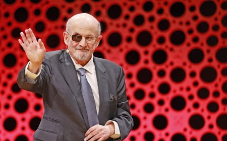 Man Who Blinded Rushdie In One Eye Sentenced To 25 Years
