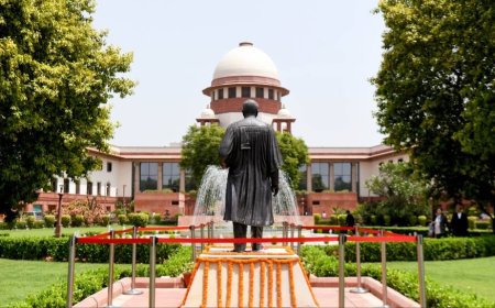 SC Agrees to Hear Plea Seeking FIR Against Justice Varma In Cash Row Tomorrow