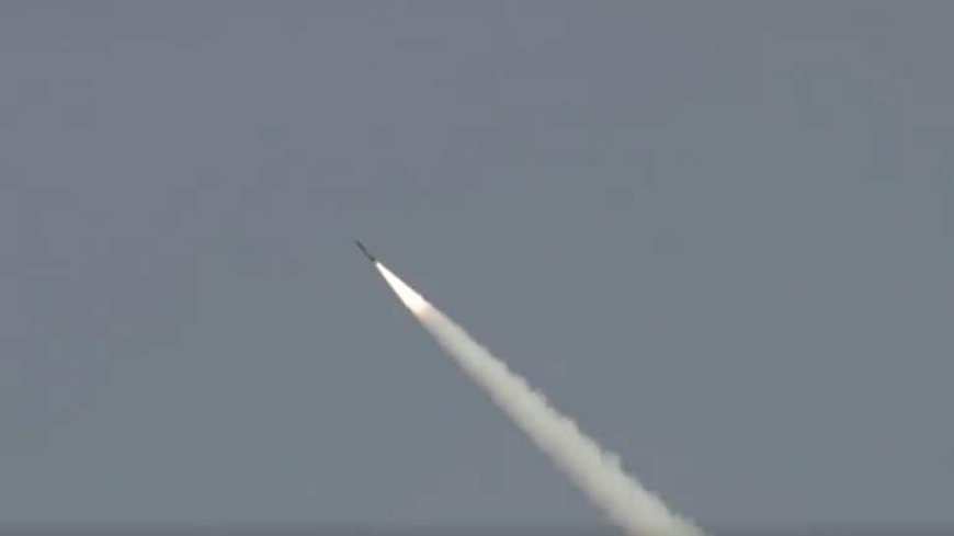Pakistan Test-Fires 450 km-Range Ballistic Missile Amid Rising Tensions With India