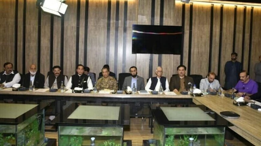 Pakistan In Panic Mode: ISPR DG Briefs Political Parties; Prez Calls Special Parl Session