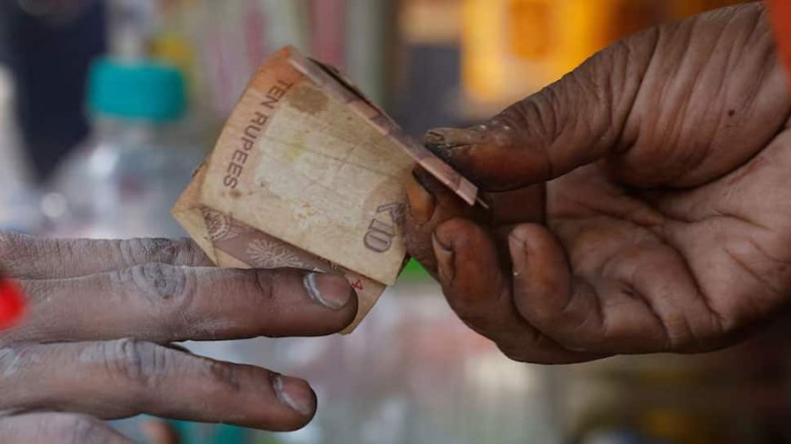 Rs 436 Deducted From Your Bank Account? SBI And Other Bank A/C Holders Know How To Stop It Before May 31