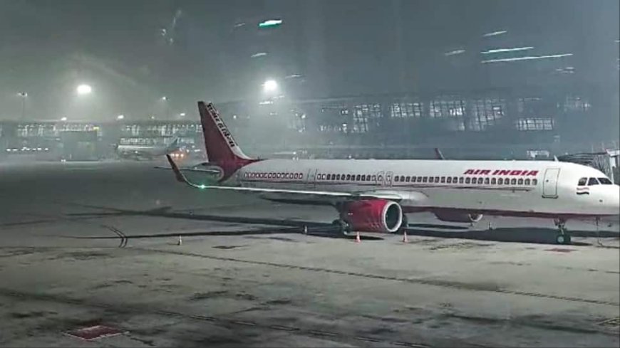 Delhi Airport Emergency: Fire Breaks Out In Cabin Of Bangkok-Moscow Flight Carrying Over 400 Passengers