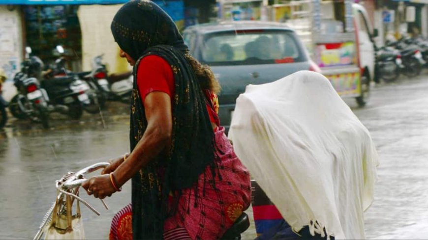 IMD Issues Red Alert For Gujarat: Heavy Rain, Thunderstorms Forecast Over Next 24 Hours