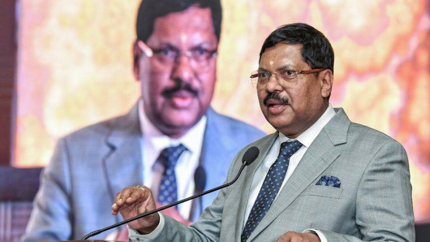 `Reception Matters Deeply`: Chief Justice BR Gavai Criticises Protocol Lapse During Maharashtra Visit